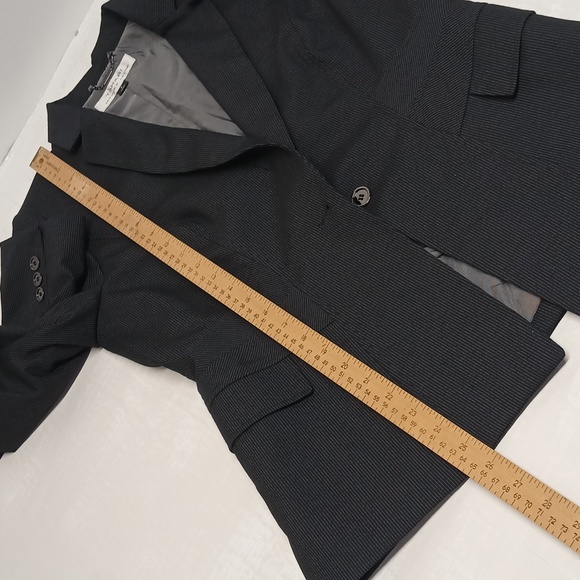 Tahari One-button-noth lapel shape blazer women's Sz 8 stripe blazer - Picture 9 of 10